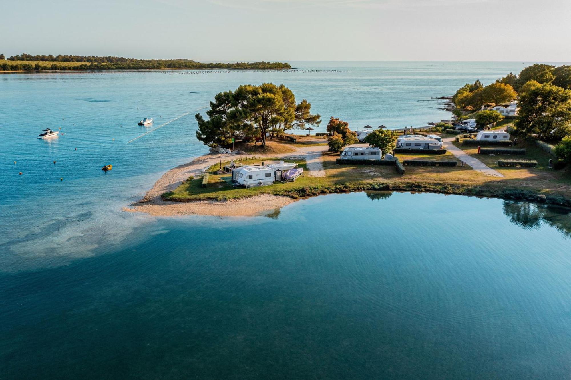 Mobile Homes Casapini In Fkk Camping Solaris Poreč Exteriör bild