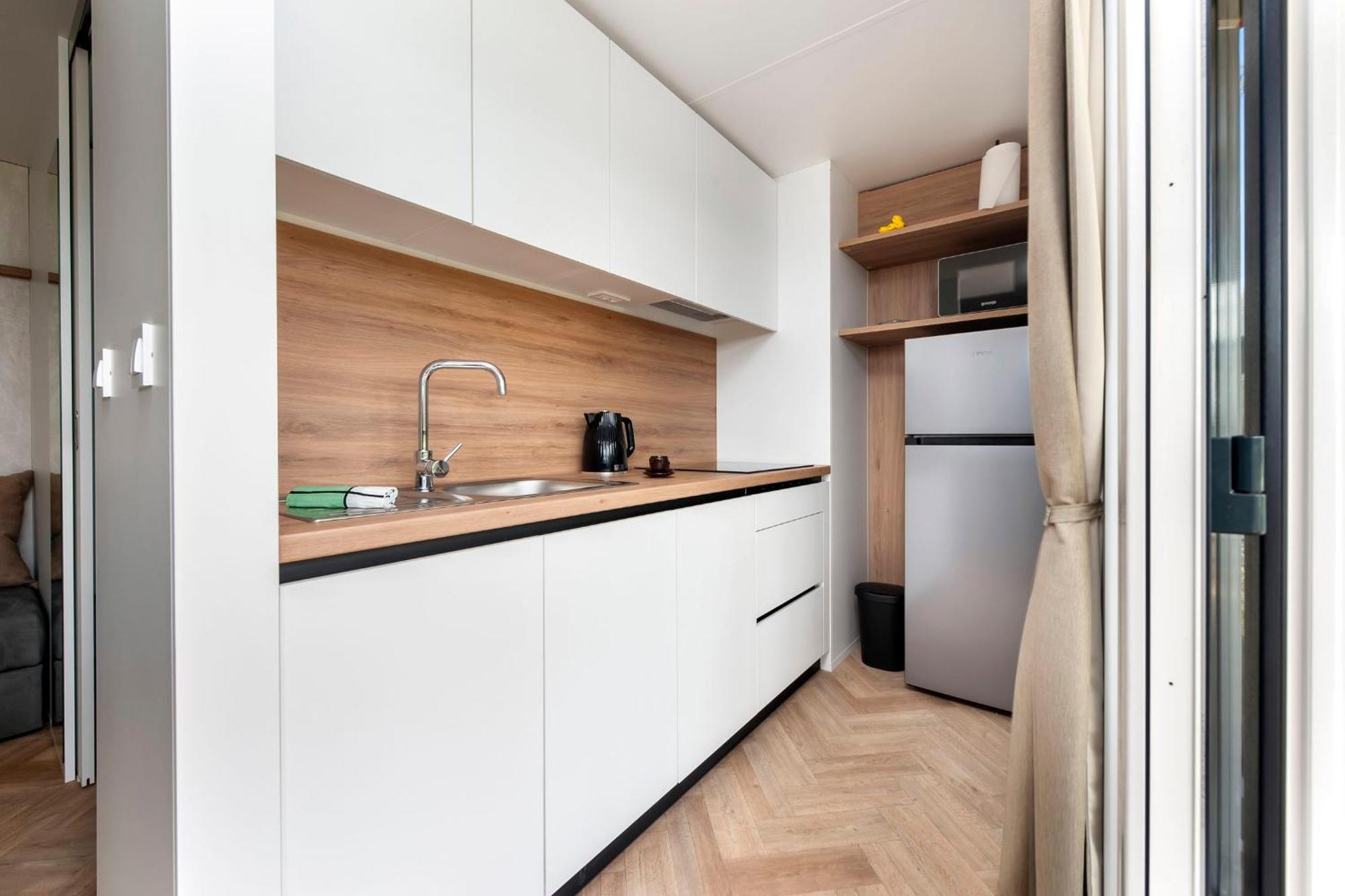 Mobile Homes Casapini In Fkk Camping Solaris Poreč Exteriör bild